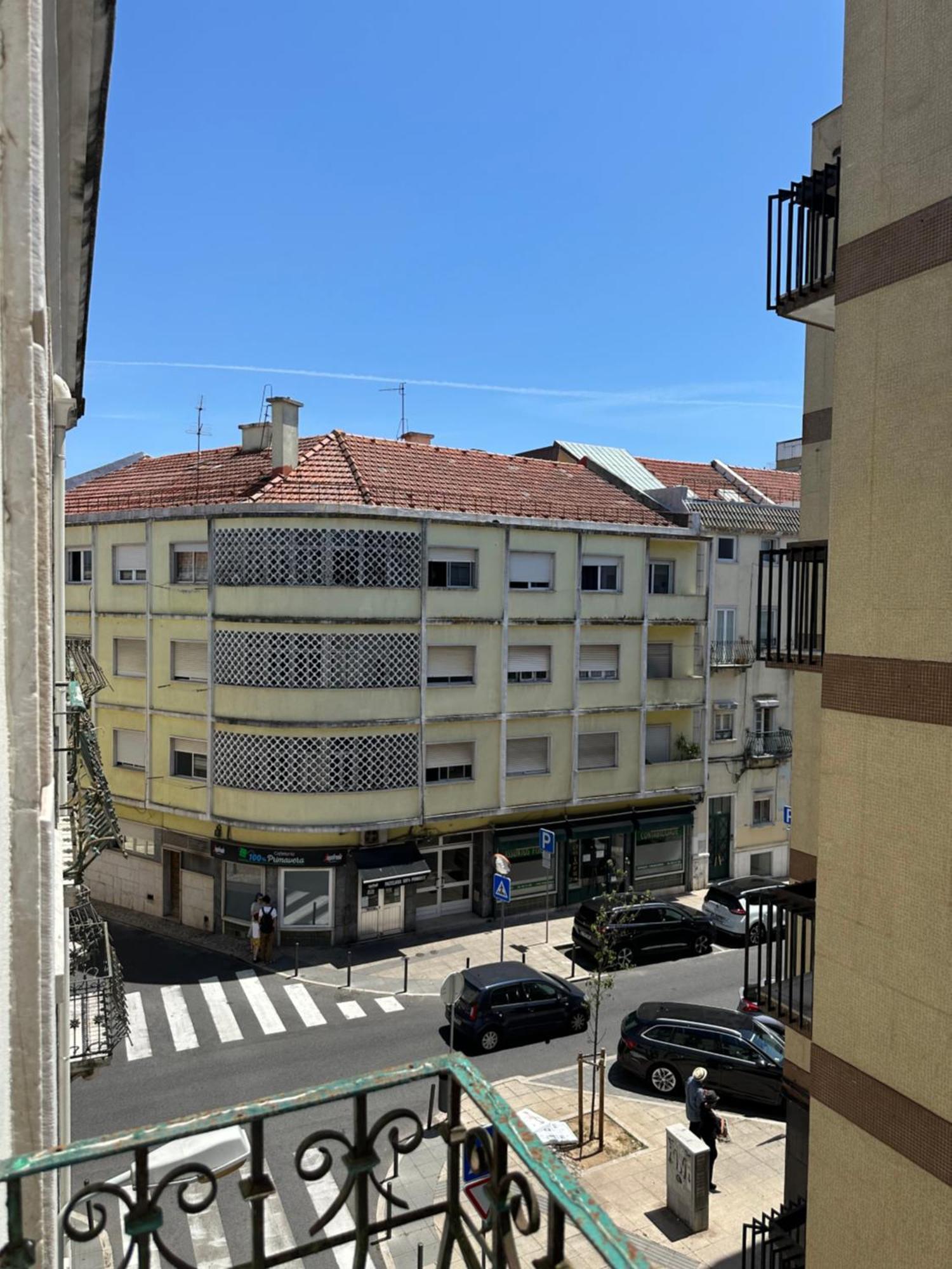 Garden Campo De Ourique Guest House - Hostel Lisboa المظهر الخارجي الصورة