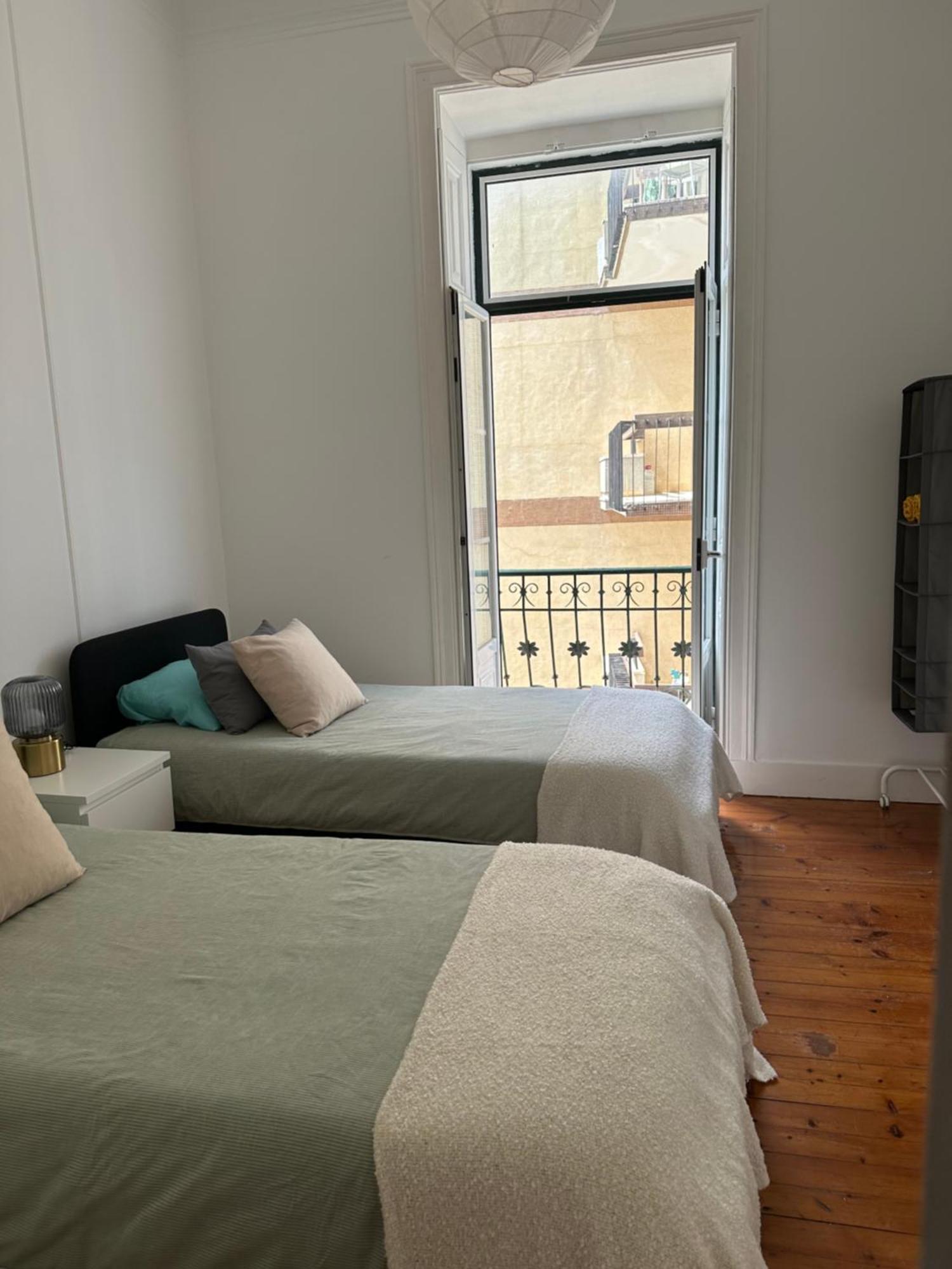 Garden Campo De Ourique Guest House - Hostel Lisboa المظهر الخارجي الصورة