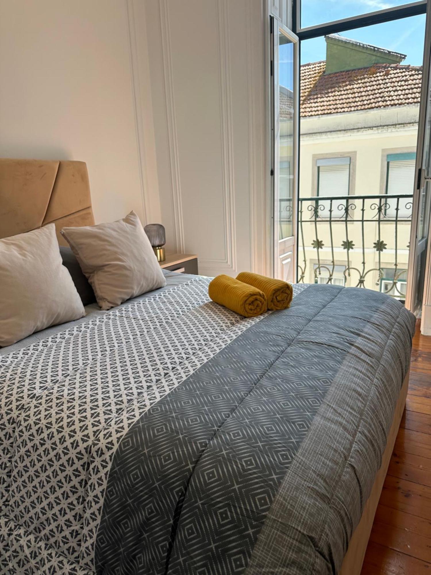 Garden Campo De Ourique Guest House - Hostel Lisboa المظهر الخارجي الصورة