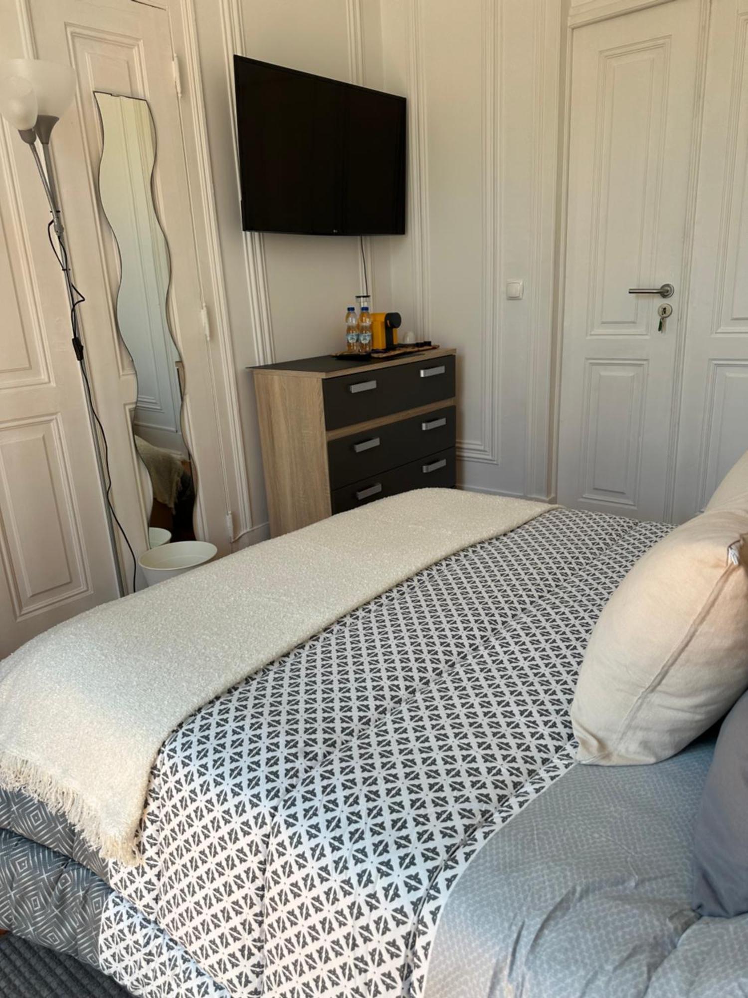 Garden Campo De Ourique Guest House - Hostel Lisboa المظهر الخارجي الصورة