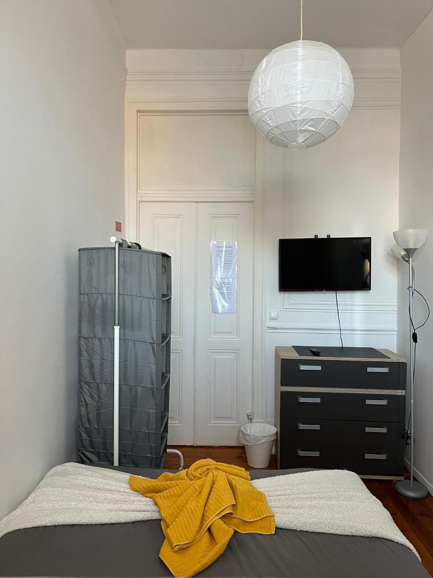 Garden Campo De Ourique Guest House - Hostel Lisboa المظهر الخارجي الصورة