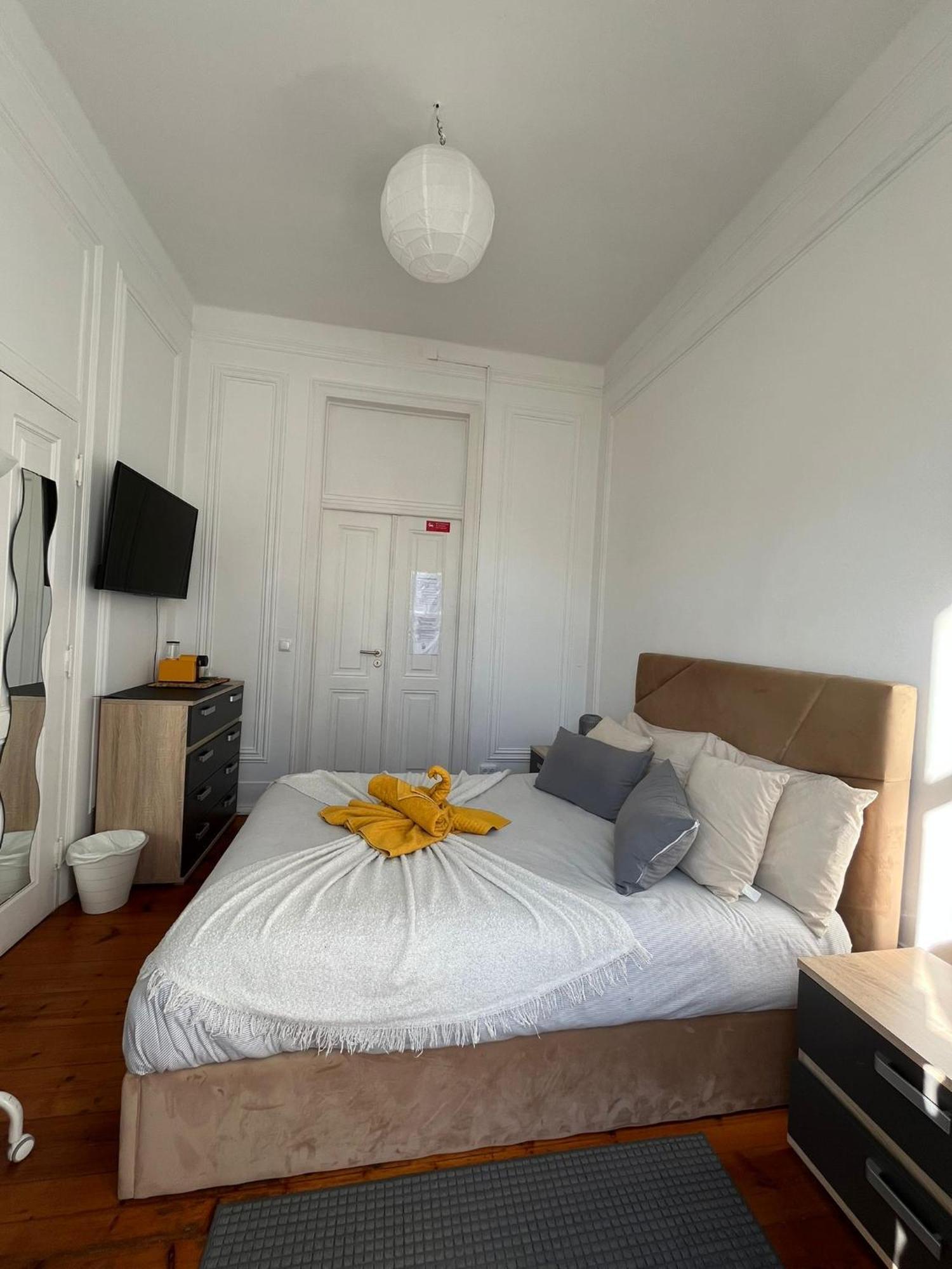 Garden Campo De Ourique Guest House - Hostel Lisboa المظهر الخارجي الصورة