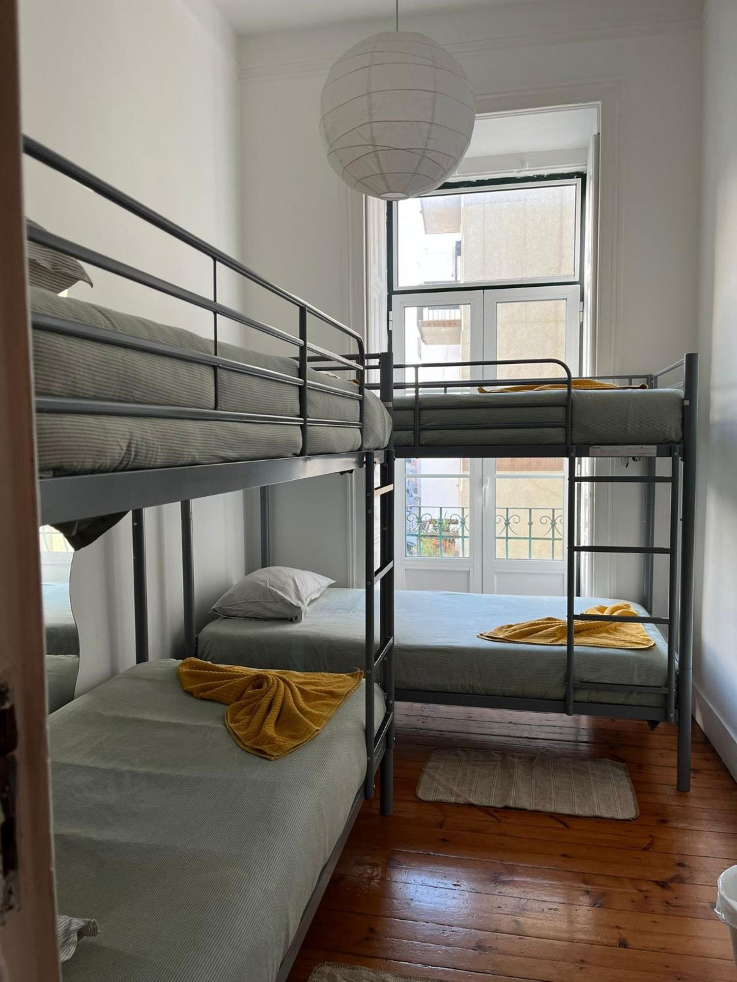 Garden Campo De Ourique Guest House - Hostel Lisboa المظهر الخارجي الصورة