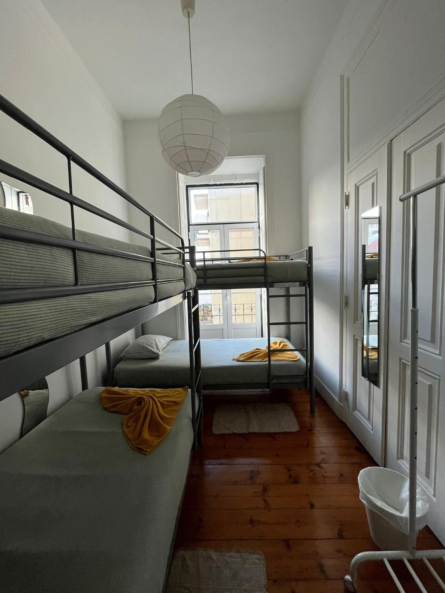 Garden Campo De Ourique Guest House - Hostel Lisboa المظهر الخارجي الصورة