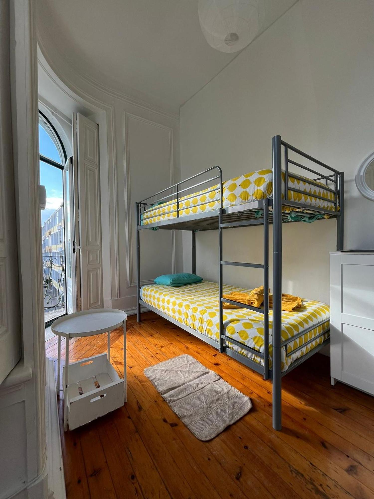 Garden Campo De Ourique Guest House - Hostel Lisboa المظهر الخارجي الصورة